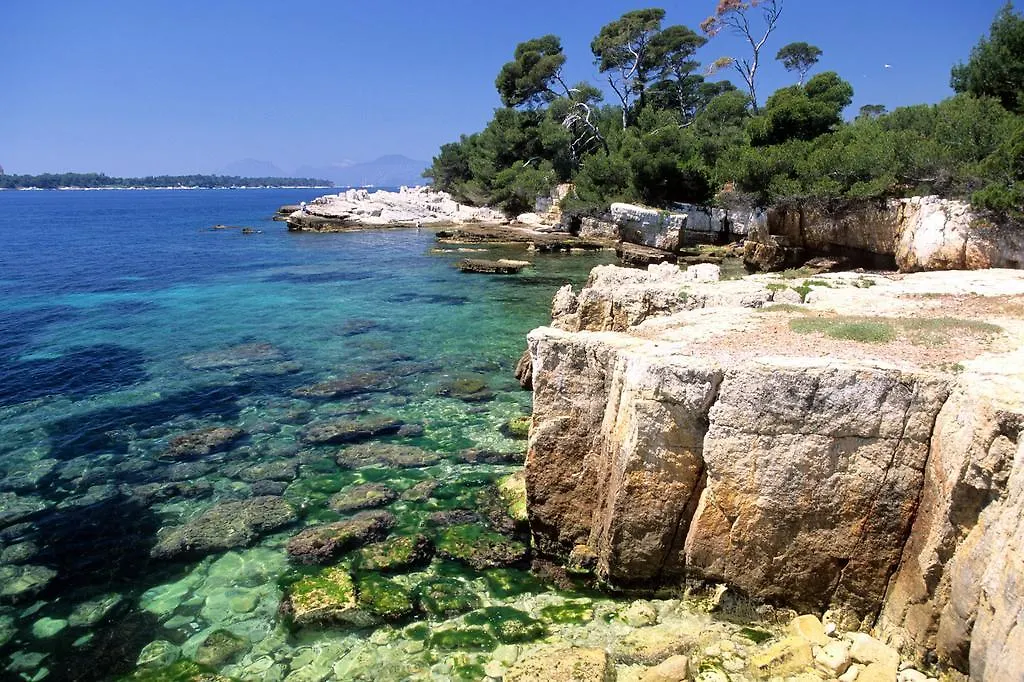 2 Bedroom Modern Apartment In Antibes With Sea View France